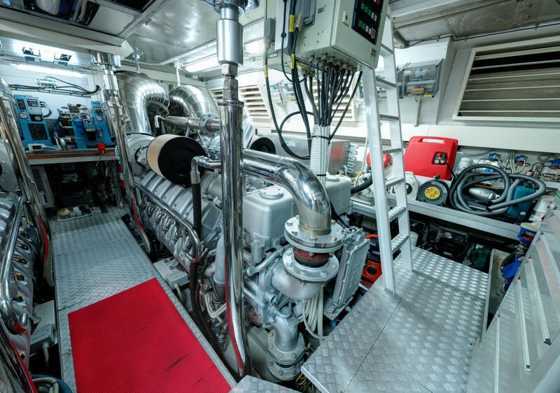 Engine compartment
