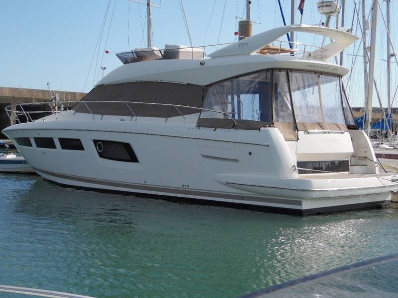 The Prestige 500 Exterior - 2012