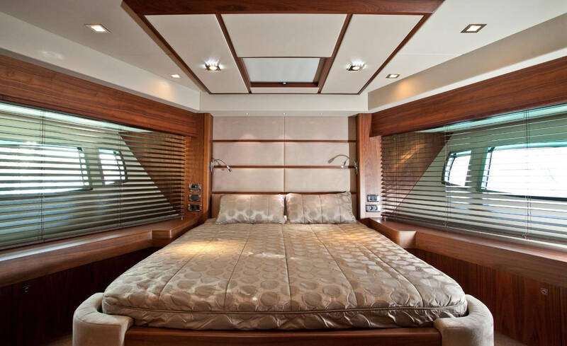 Bow cabin