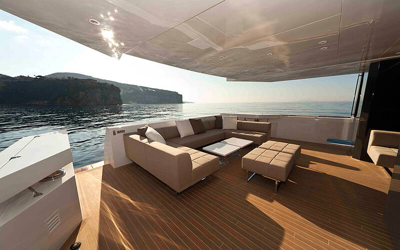 The cockpit on the main deck