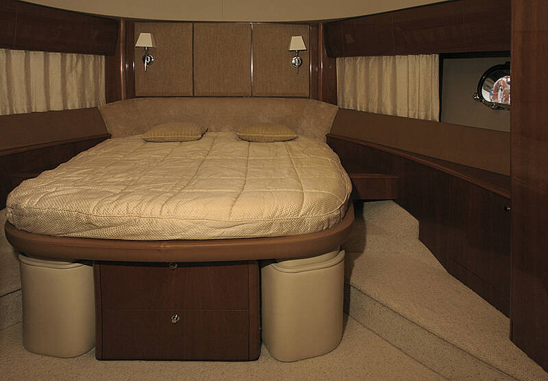 VIP cabin 