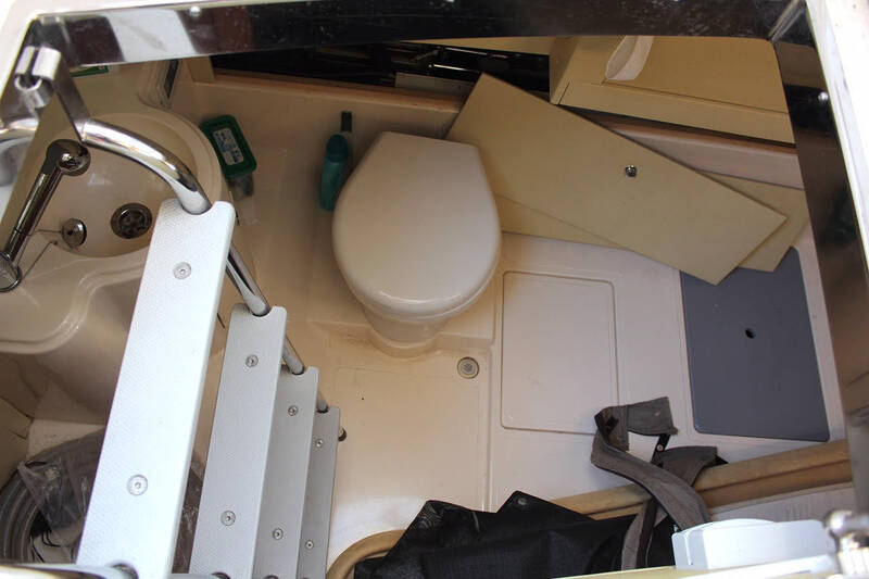 Crew cabin 